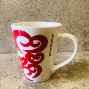 Starbucks 2016 12 oz. Coffee Mug Red Hearts